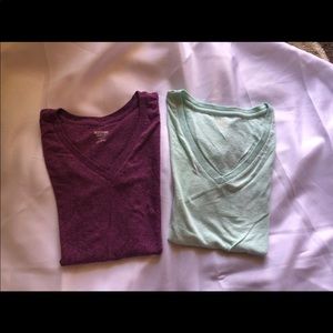 Bundle Mossimo V Neck T-shirt’s